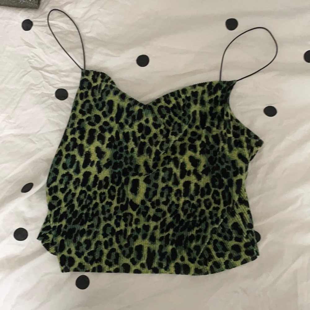 Topshop neon green cheetah 🐆 crop top Size US 8 excellent condition